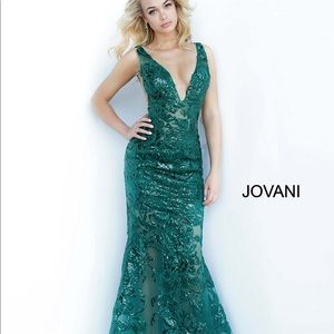 Lace floral sequin mesh Jovani gown 60283 ✨💚✨